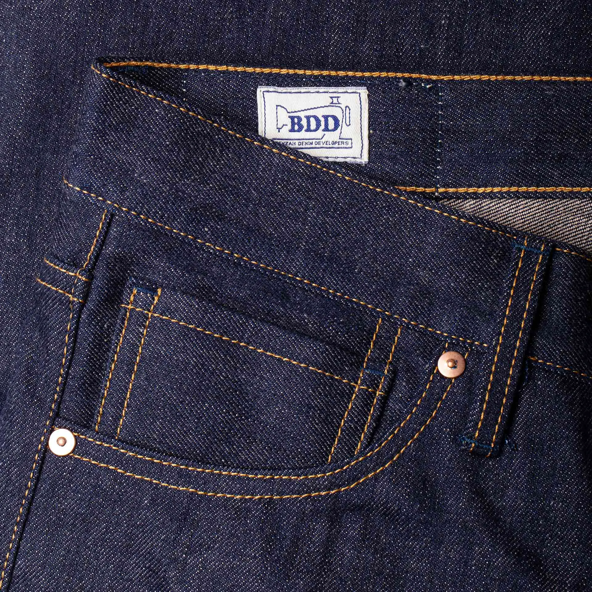 B-02 STRAIGHT 10YA 15 oz. brown cotton golden selvedge