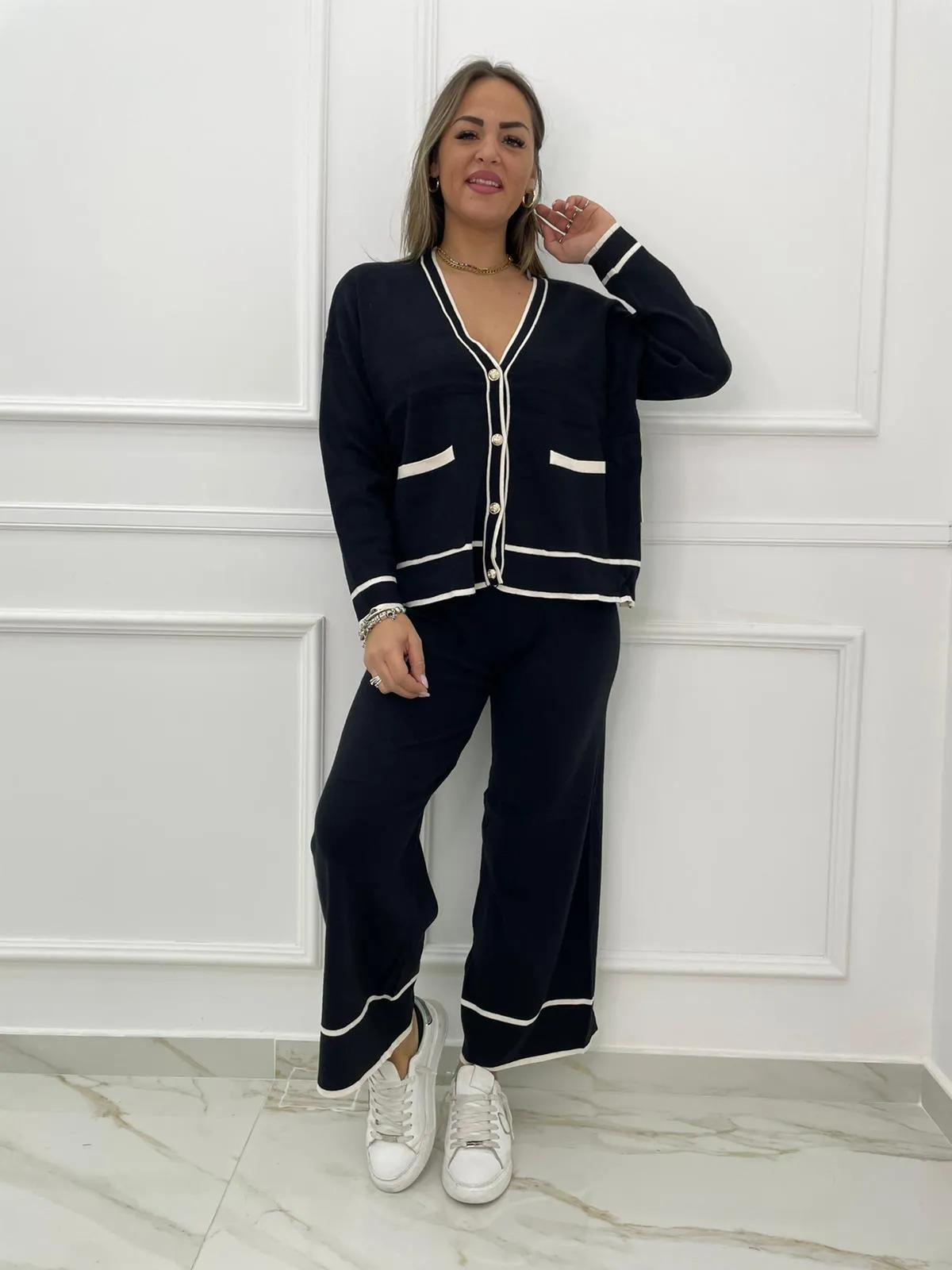 Coordinato 2 pezzi bicolore con cardigan con tasconi