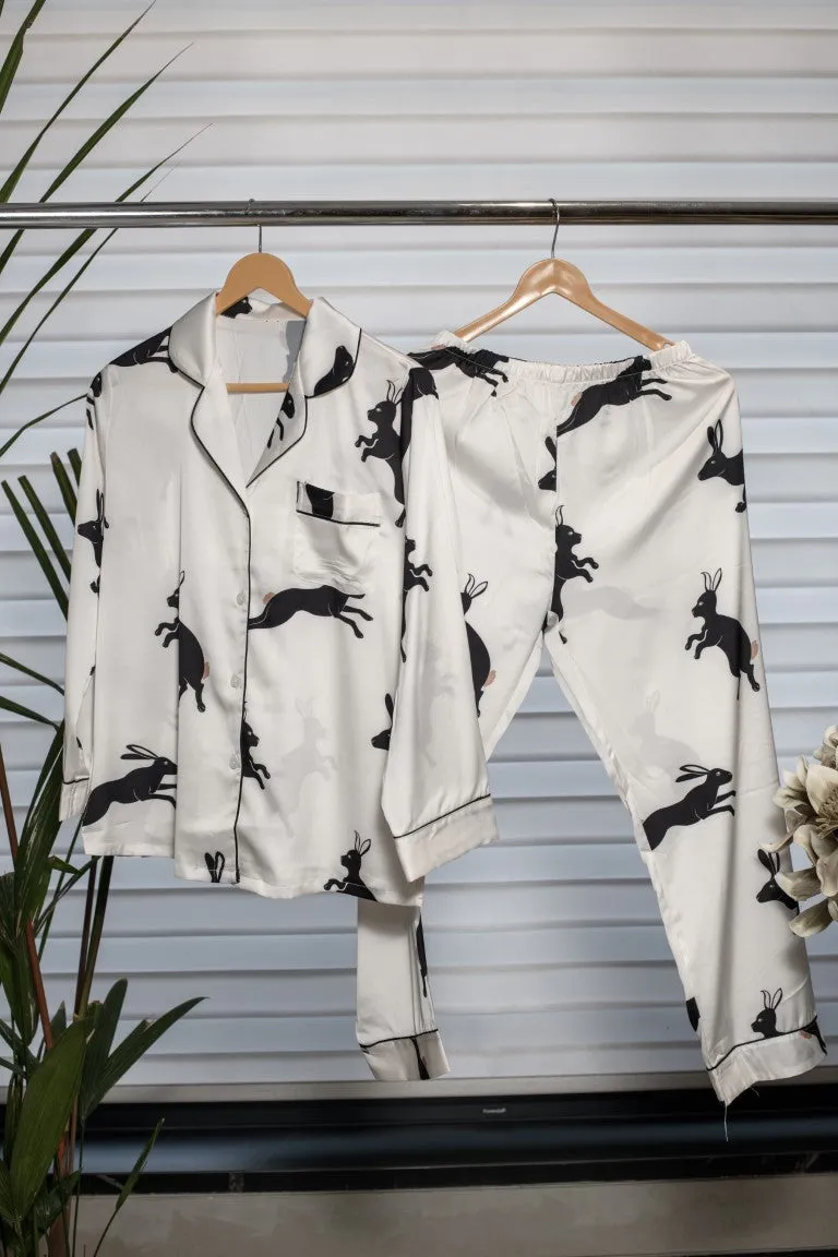 Whimsical Comfort White Lounge Wear with Playful Black Rabbit Design